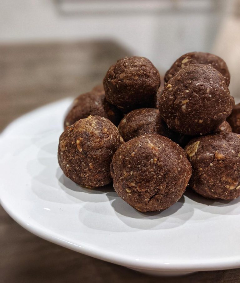 Chocolate Peanut Butter Protein Balls Move Daily