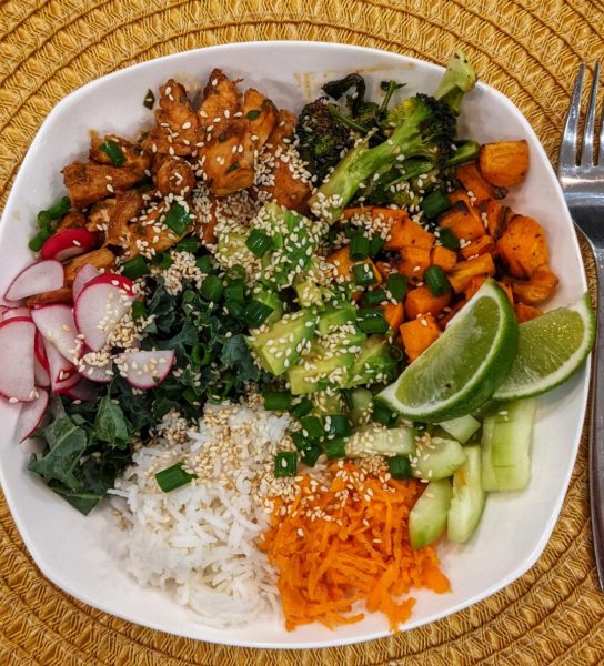 Roasted Korean Chicken Gochujang Bowl - Move Daily