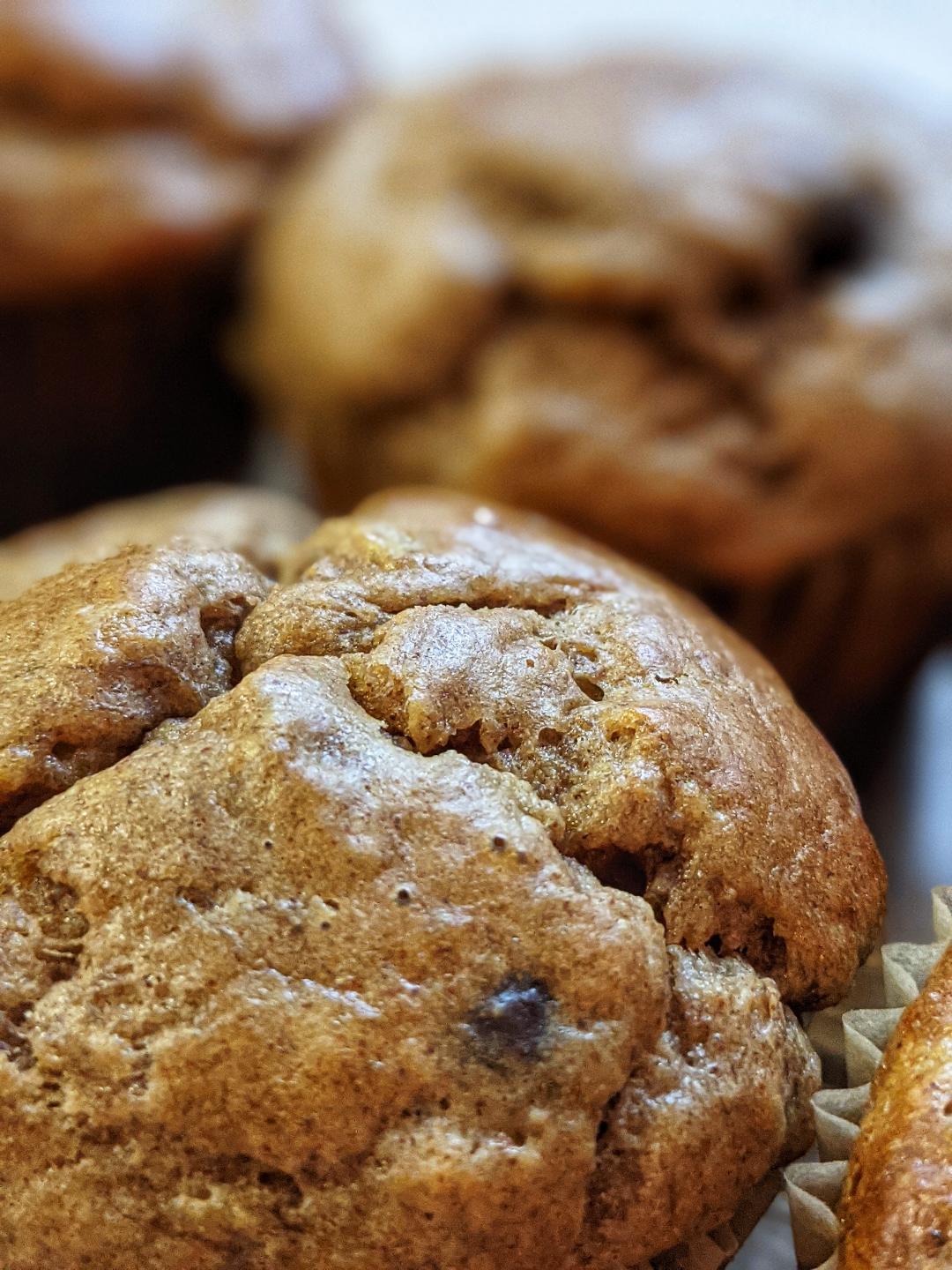 Banana Chocolate Chip Muffins No sugar added! Move Daily