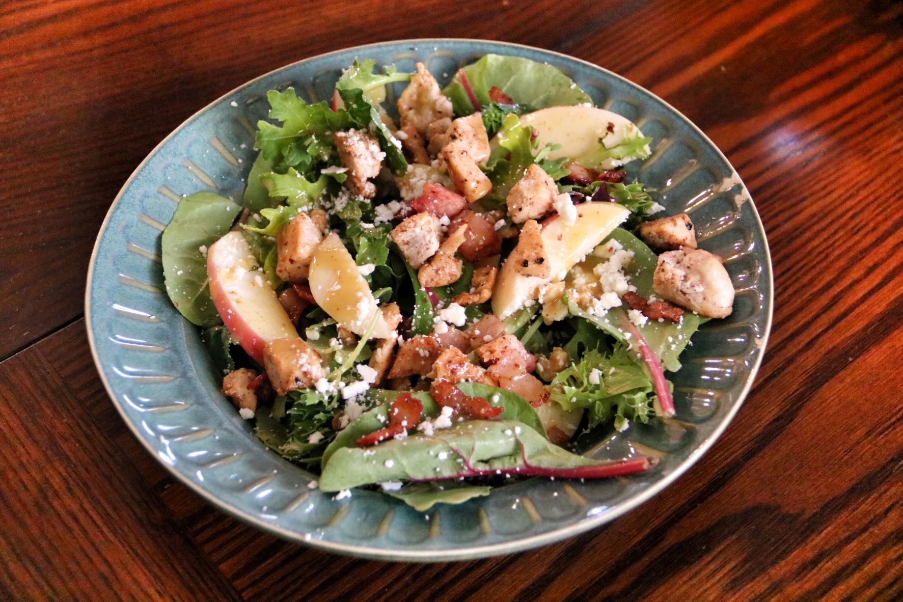 Chicken, Bacon, Walnut and Apple Transition Salad Move Daily